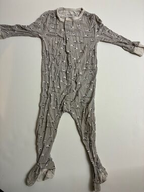 Magnetic Me Gray Footed One-Piece with Panda Print